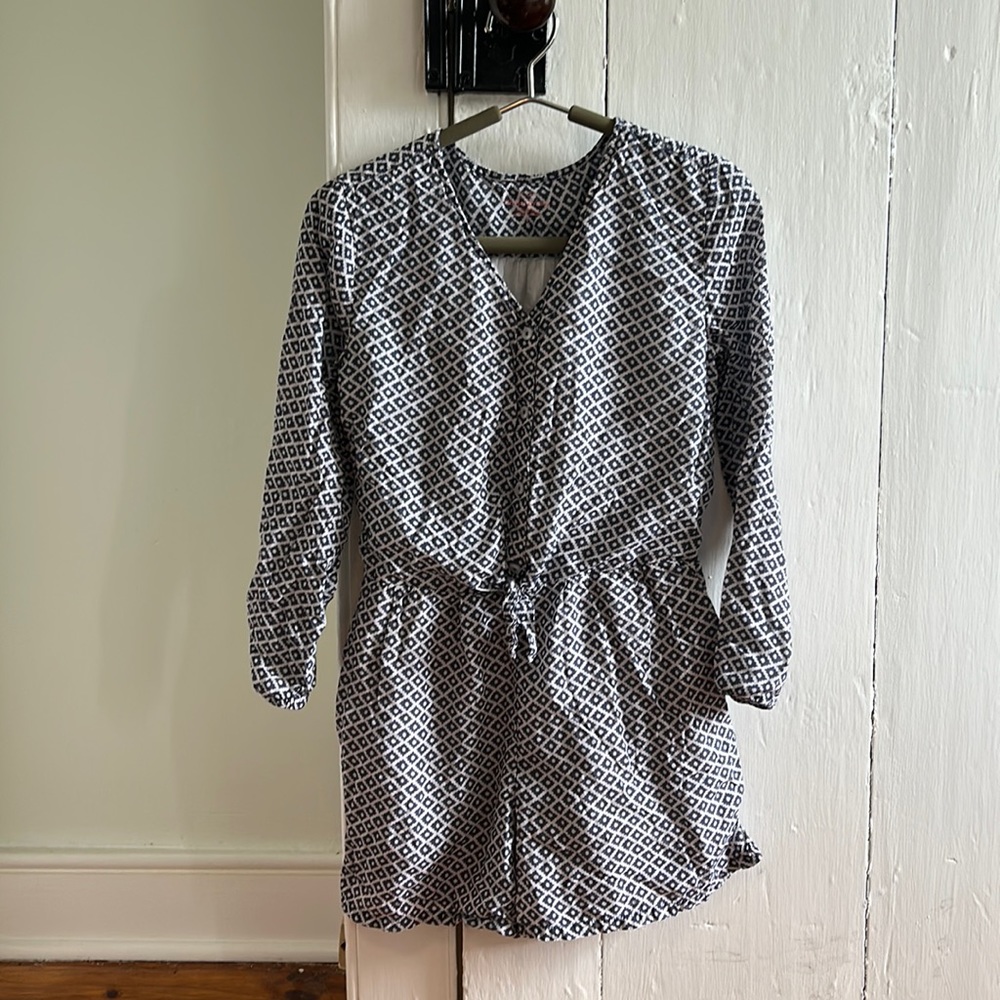 Vineyard Vines girls romper size 14 (L)